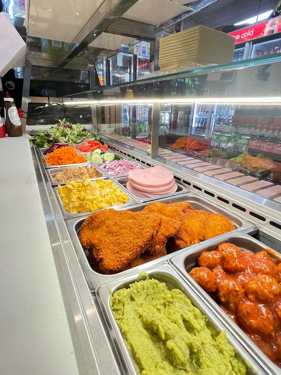Highlights, Goonawarra General Store