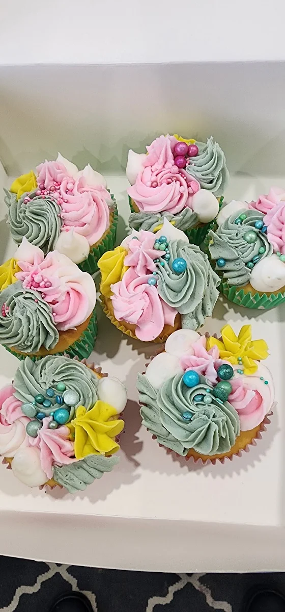 Cupcakes, Foxys Cafe