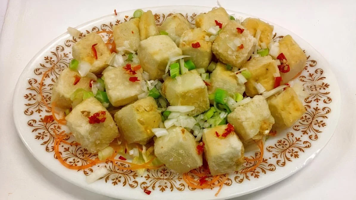 Highlights, Loc Sing Restaurant