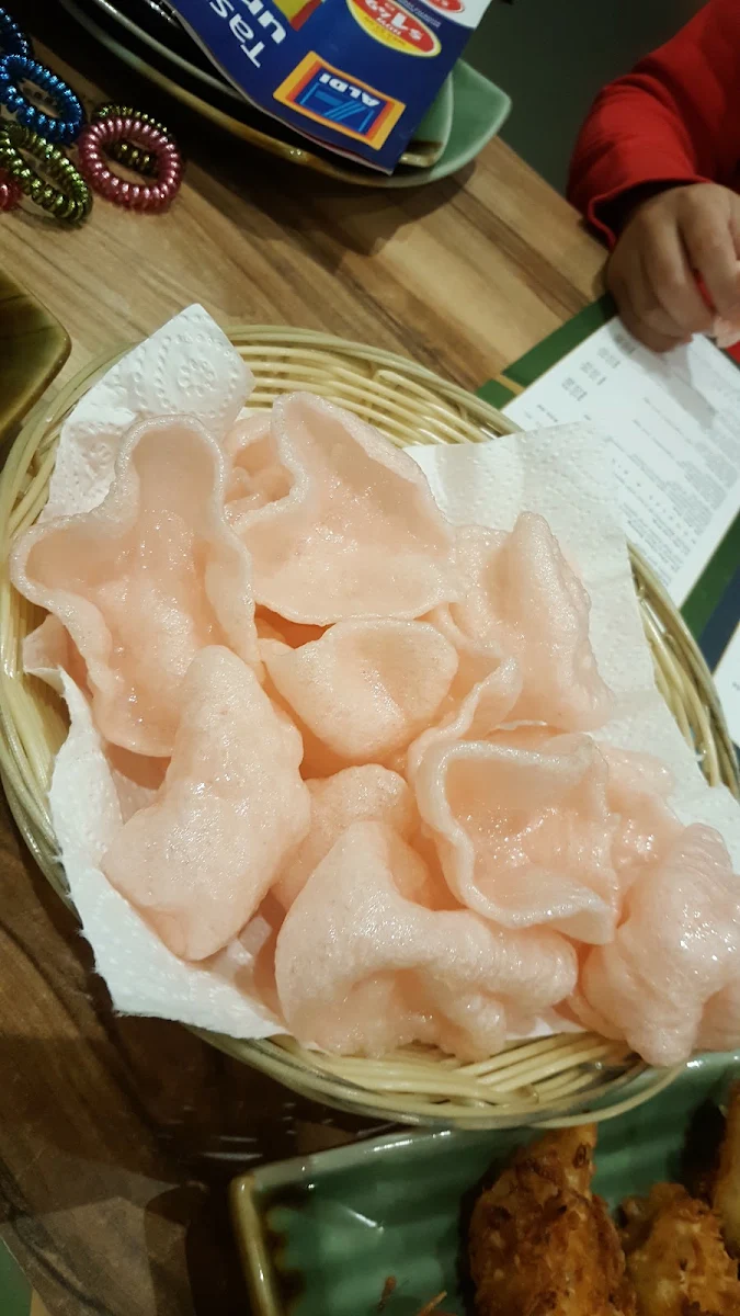 Prawn Crackers, Marriott Waters Thai