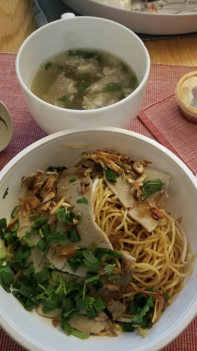 MI Suon - Soft Bone Pork Ribs with Egg Noodle