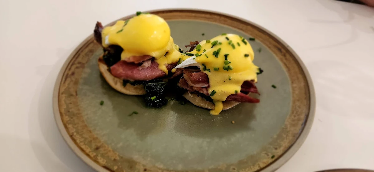 Eggs Benedict