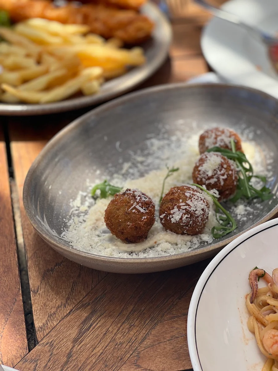 Meat Balls, Portsea Hotel