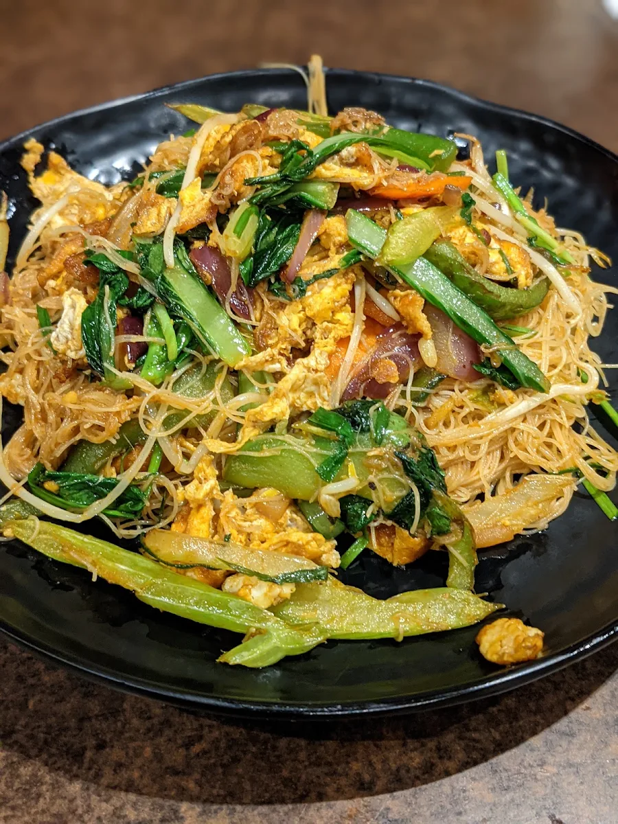 Stir Fried Sweet Potato Noodle with Seafood Combination
