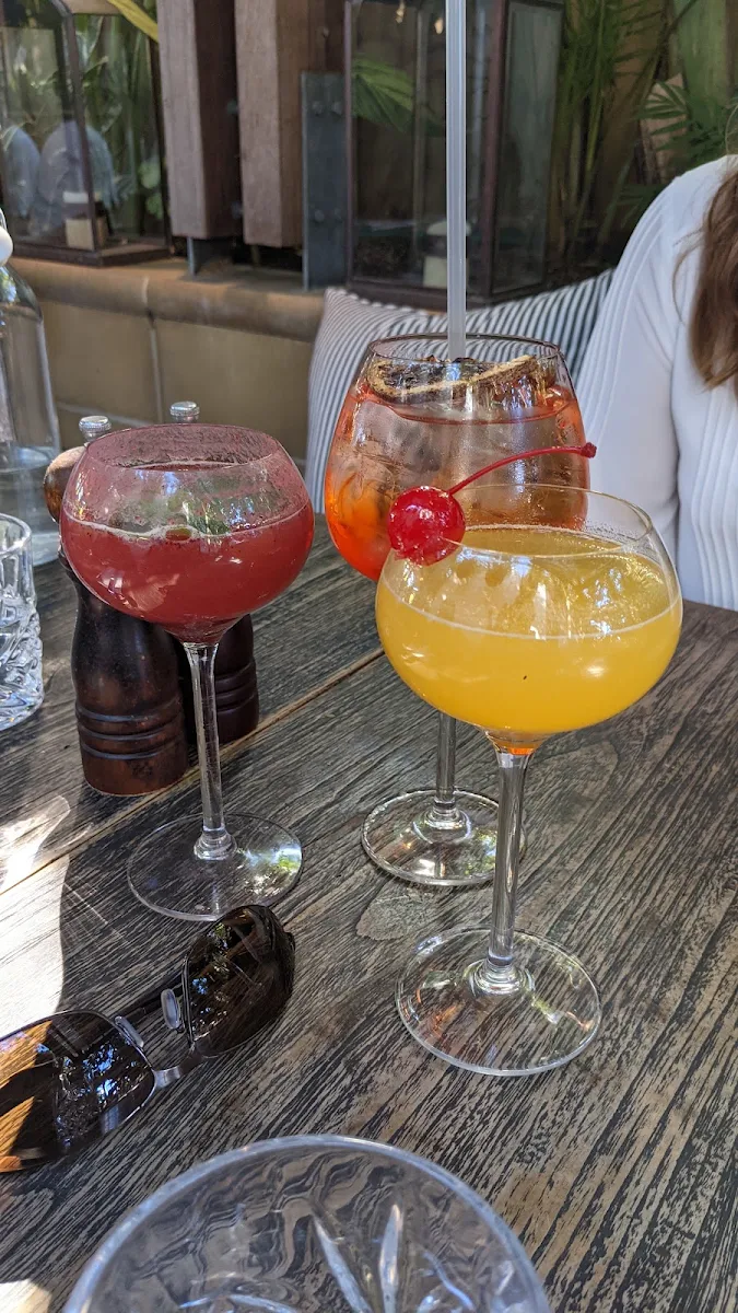 Mango Spritz, Hunter & Scout Café
