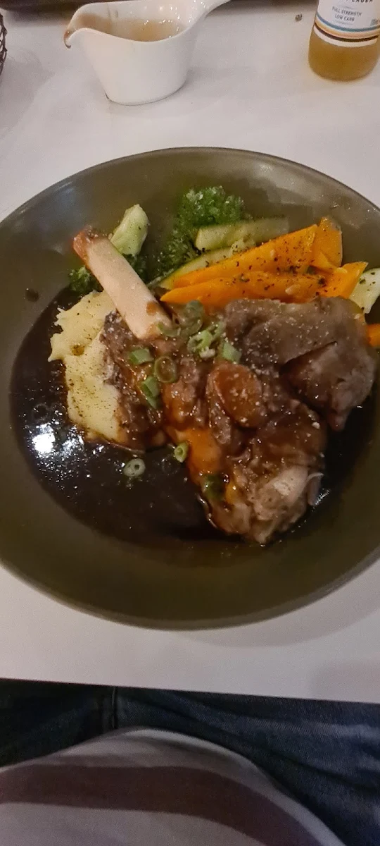 Lamb Shank, Runaway Bay Tavern