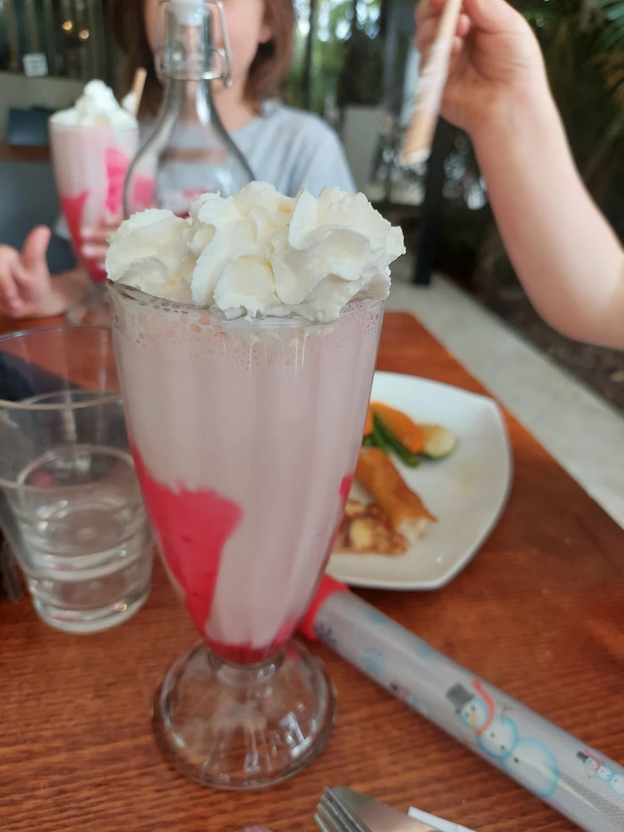 Strawberry Milkshake, Stafford Tavern