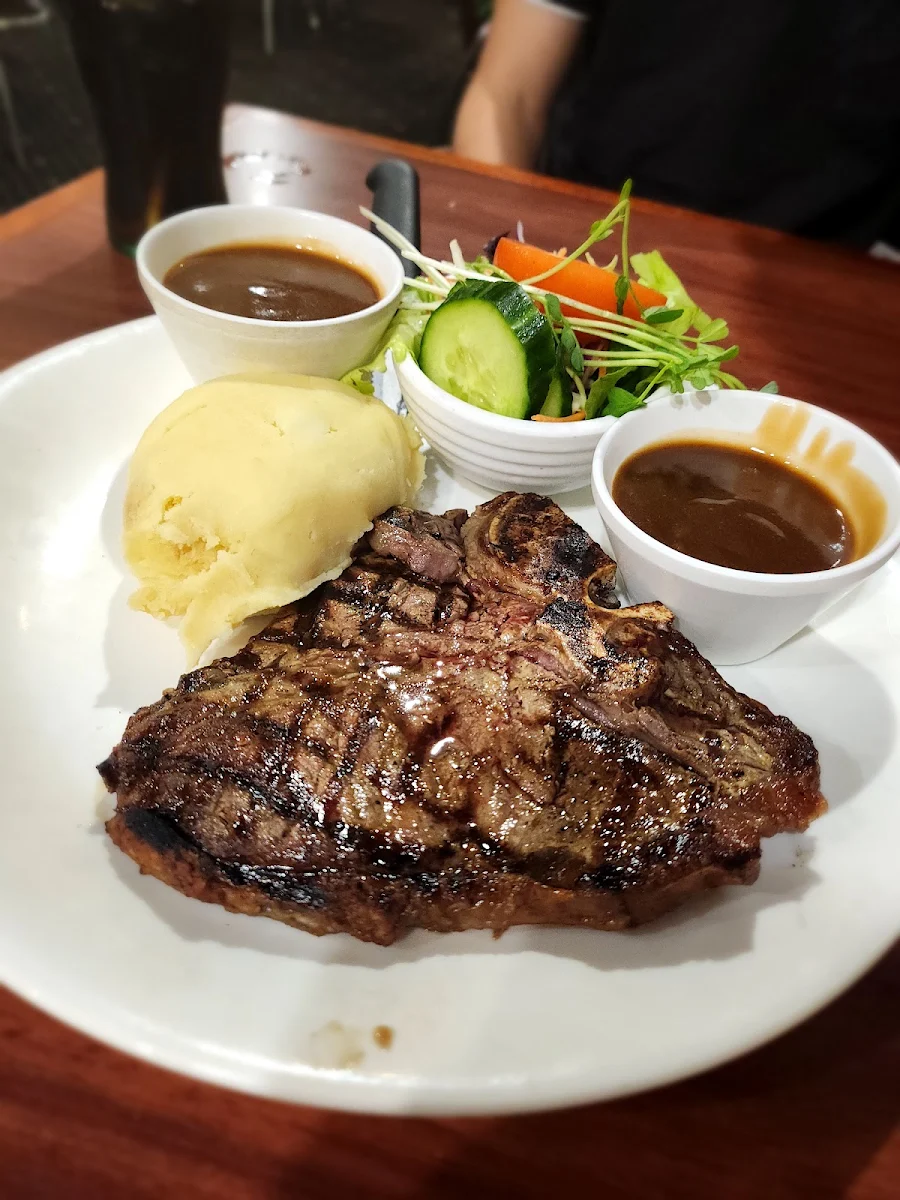 Tbone Steak, Stafford Tavern