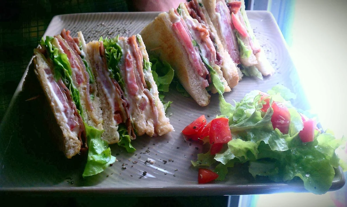 Highlights, Chill In Cafe
