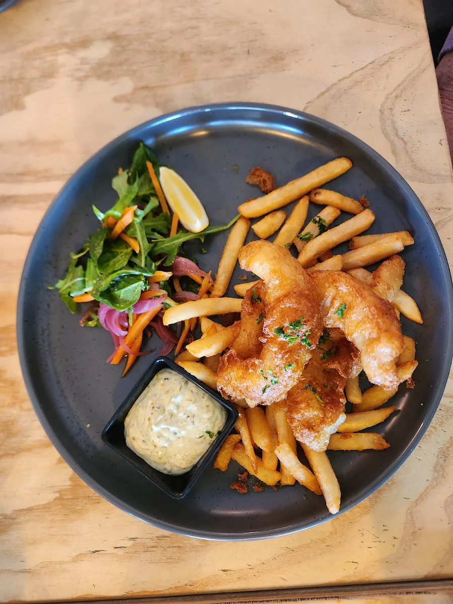 Fish & Chips, Robbie Brown's