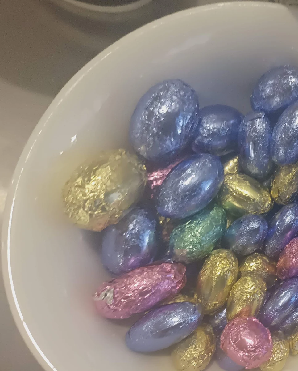 Easter Egg, Café 63 Graceville