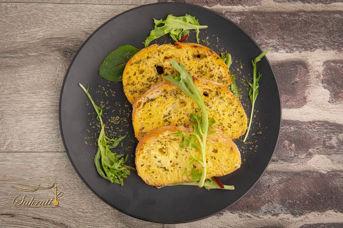 Garlic Bread, Sahrati