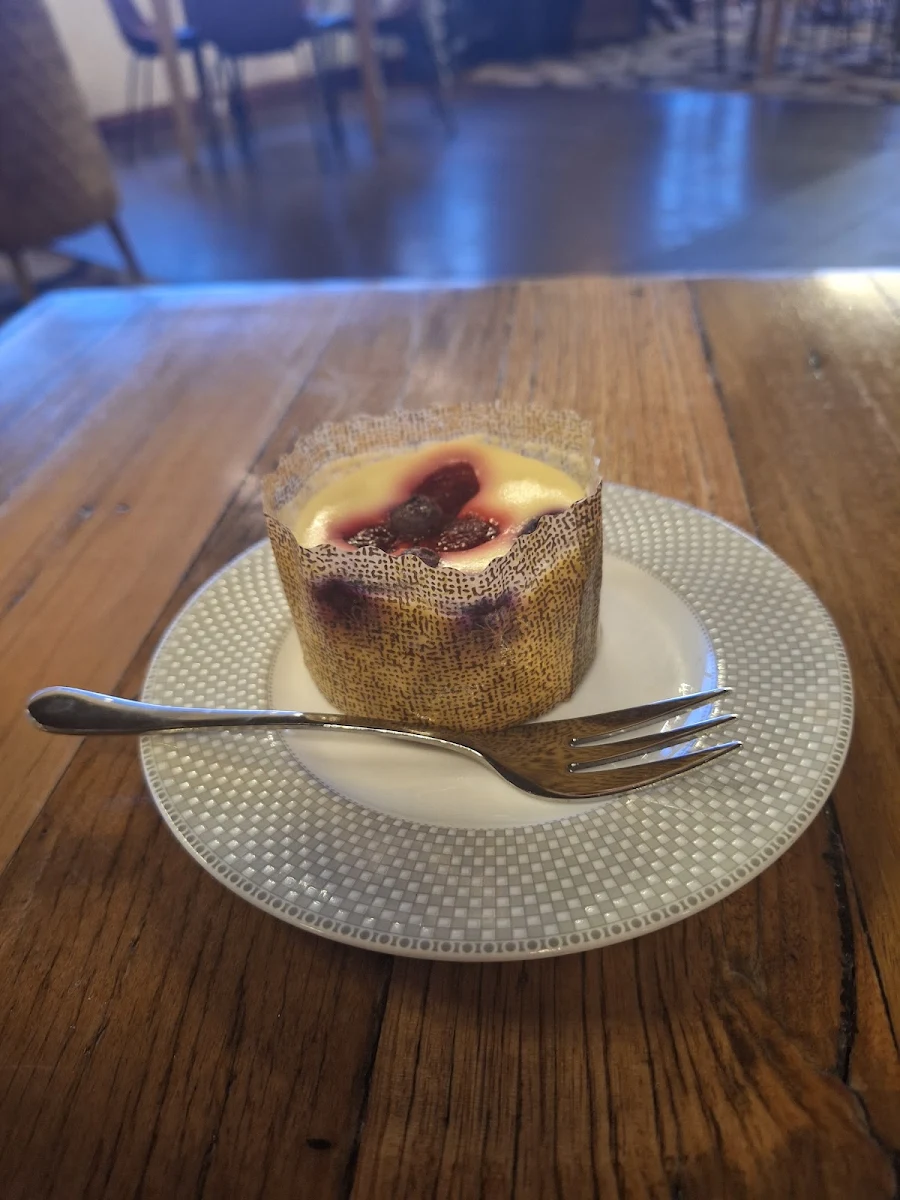 Raspberry Cheesecake, SUBLIME LOUNGE