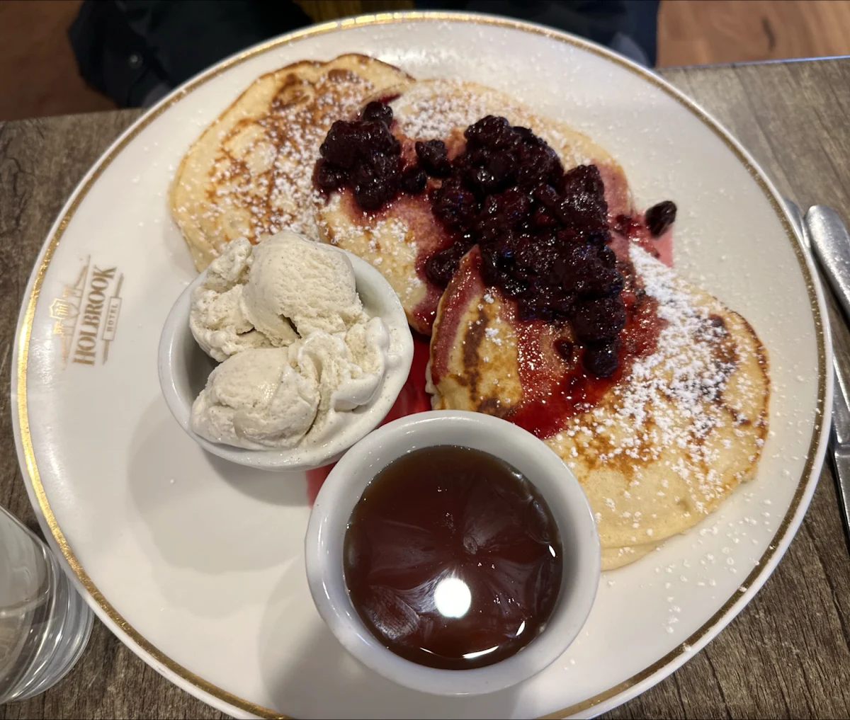 Pancakes, Holbrook Hotel