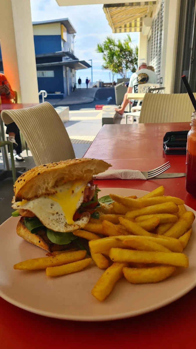 Highlights, Beach Street Deli