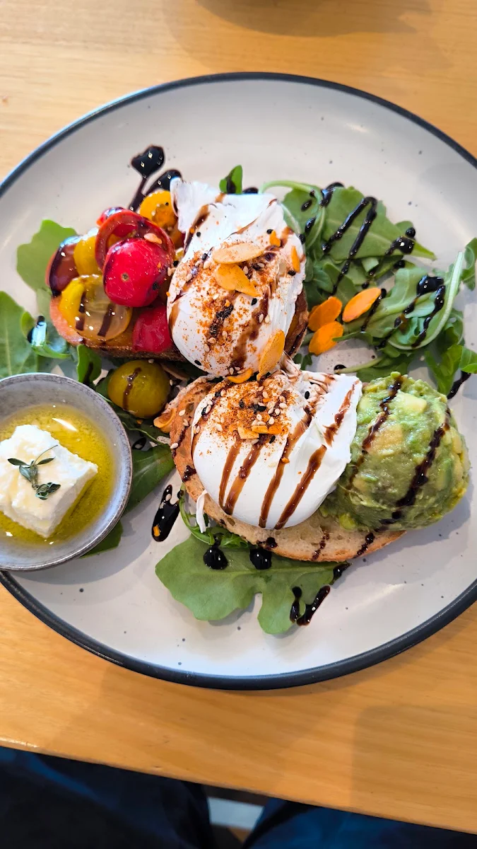 Smashed Avocado, The Little Parry