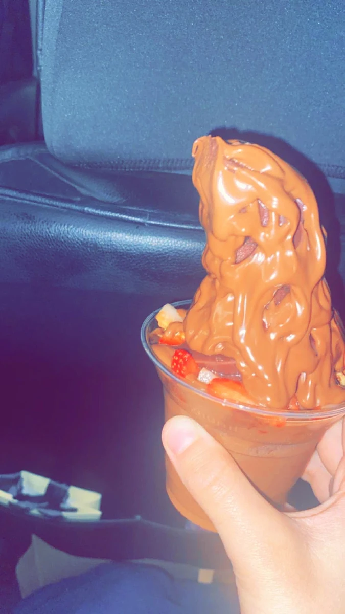 Highlights, Aa-sah-ee Acai Bar