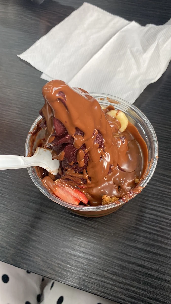 Highlights, Aa-sah-ee Acai Bar