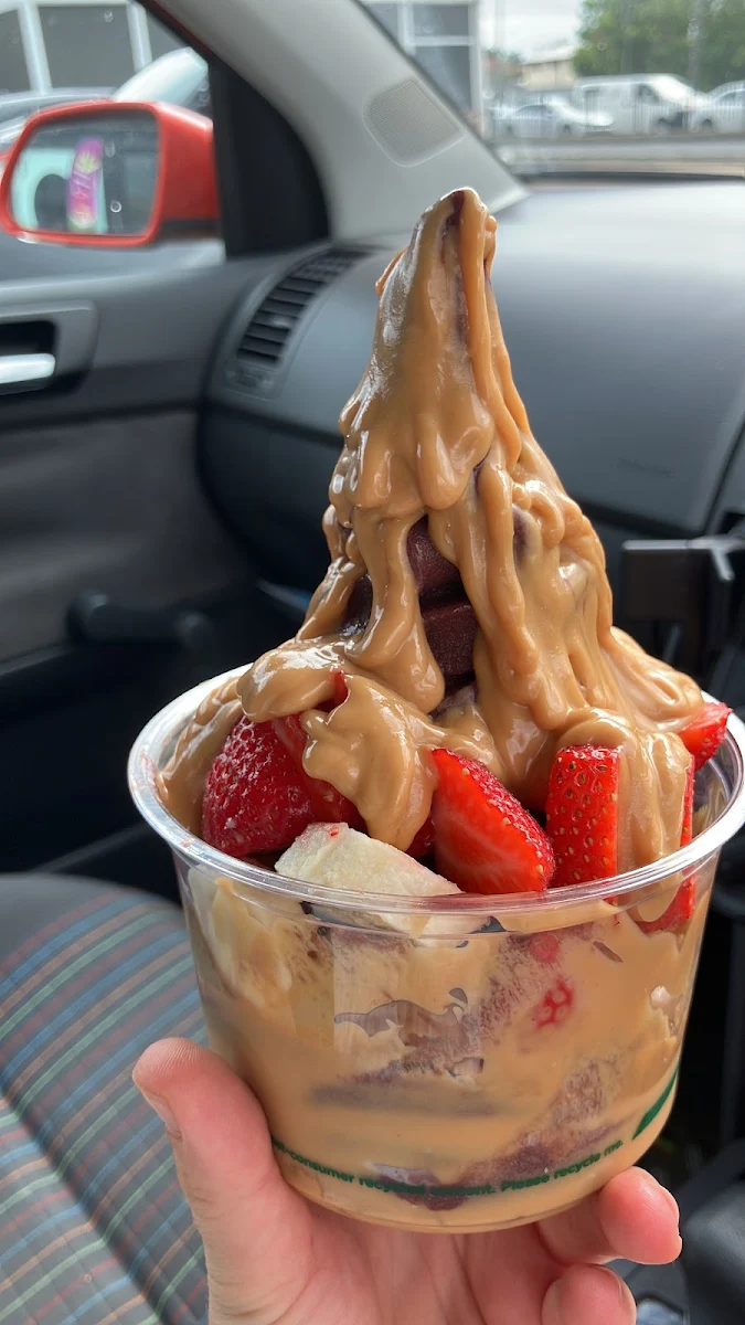 Highlights, Aa-sah-ee Acai Bar
