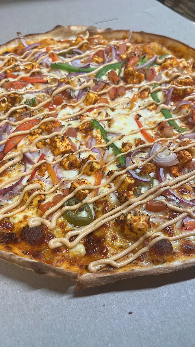 Tandoori Chicken Pizza