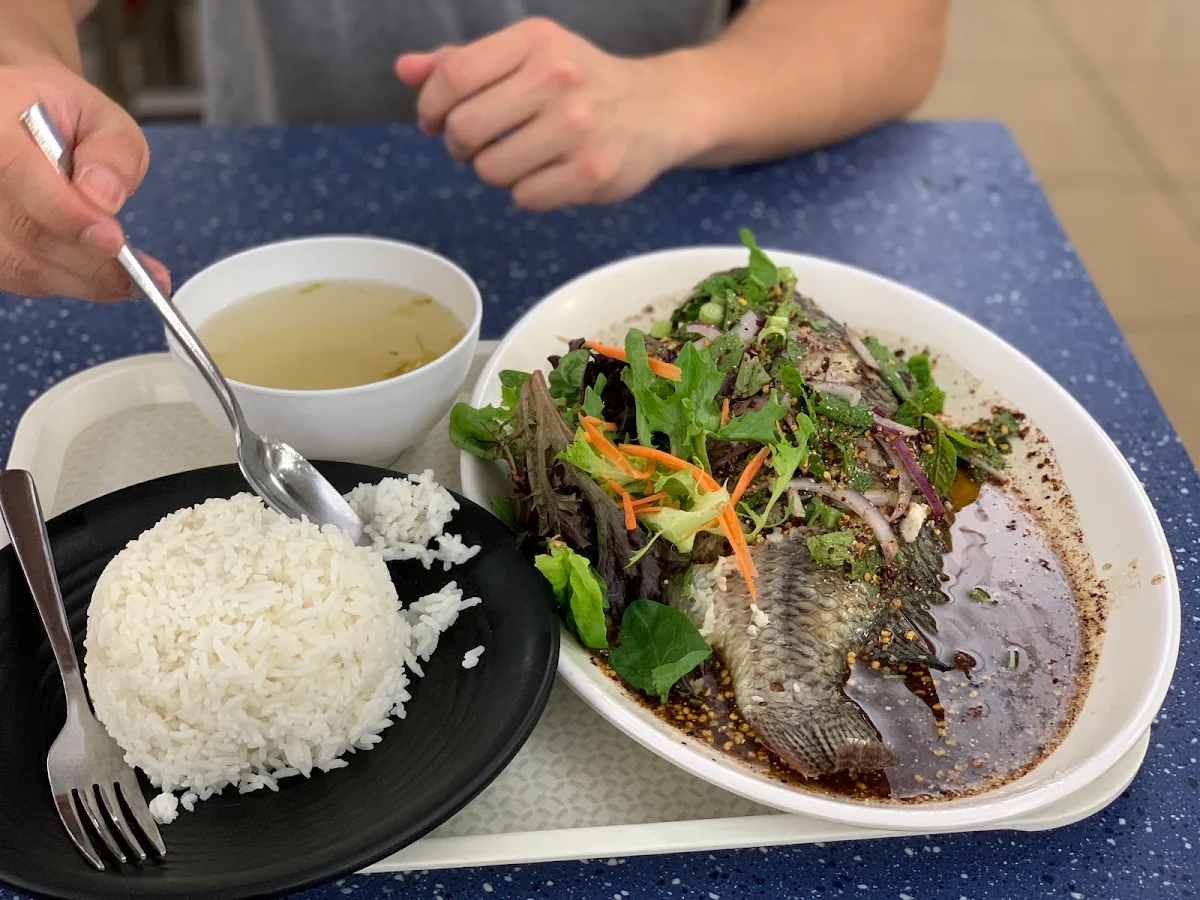 Whole Fish, At Thai Cuisine (ร้านกินปลา)