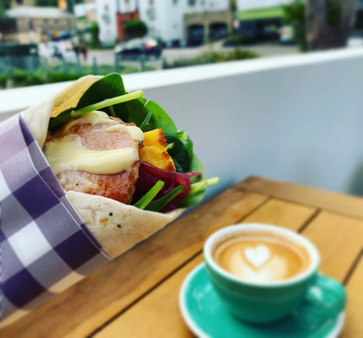 Breaky Souvlaki Pita