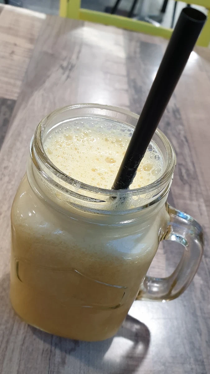 Freshly Squeezed Orange and Pineapple Juice