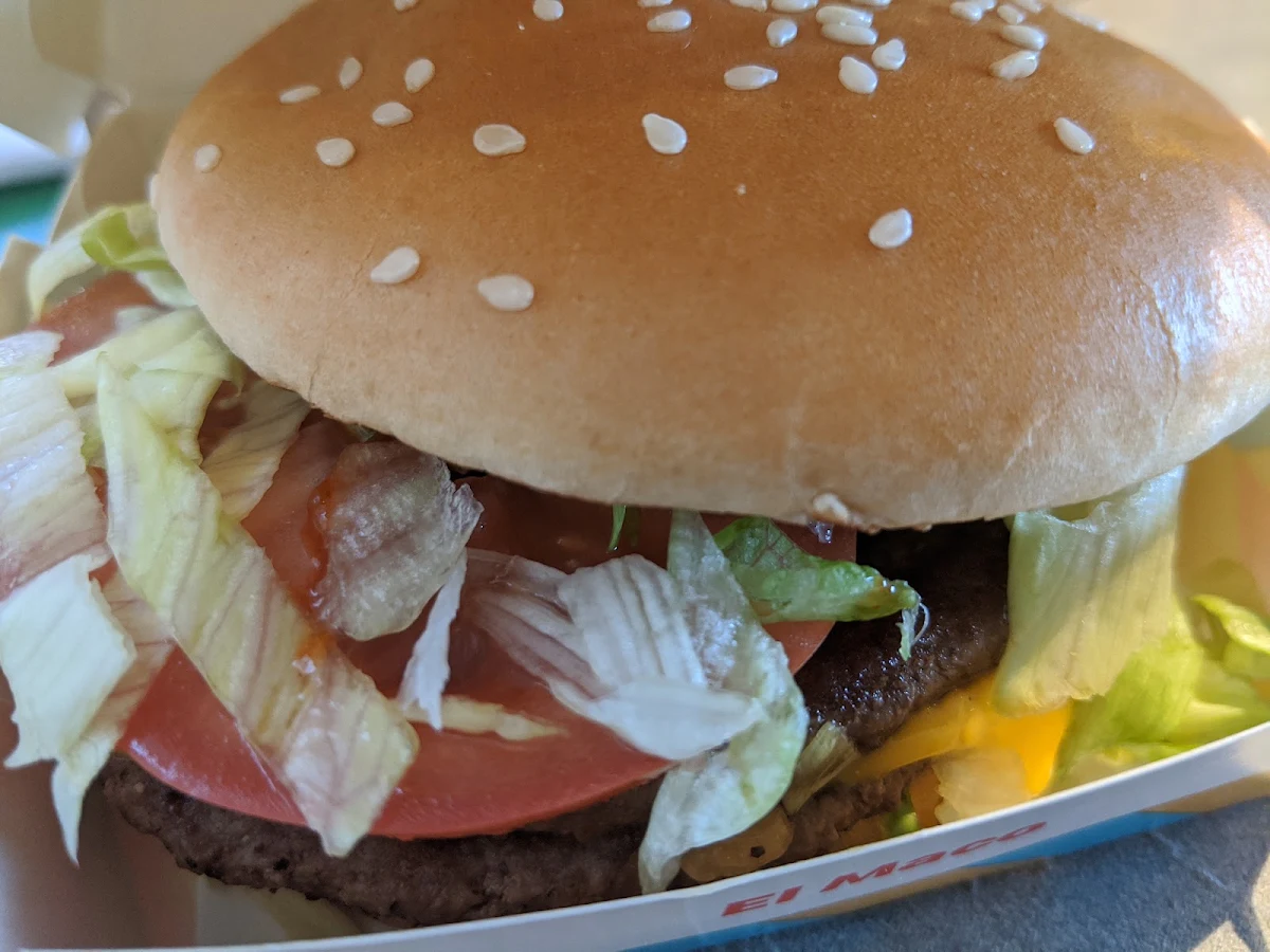 El Maco, McDonald's