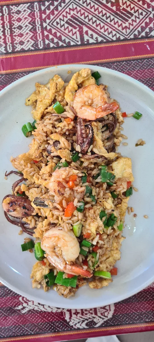 Arroz Chaufa with Seafood