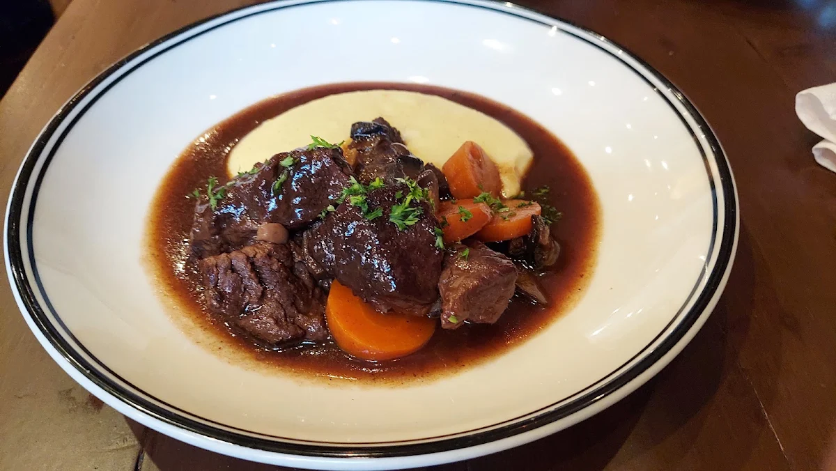 Beef Bourguignon, Bistro Papillon
