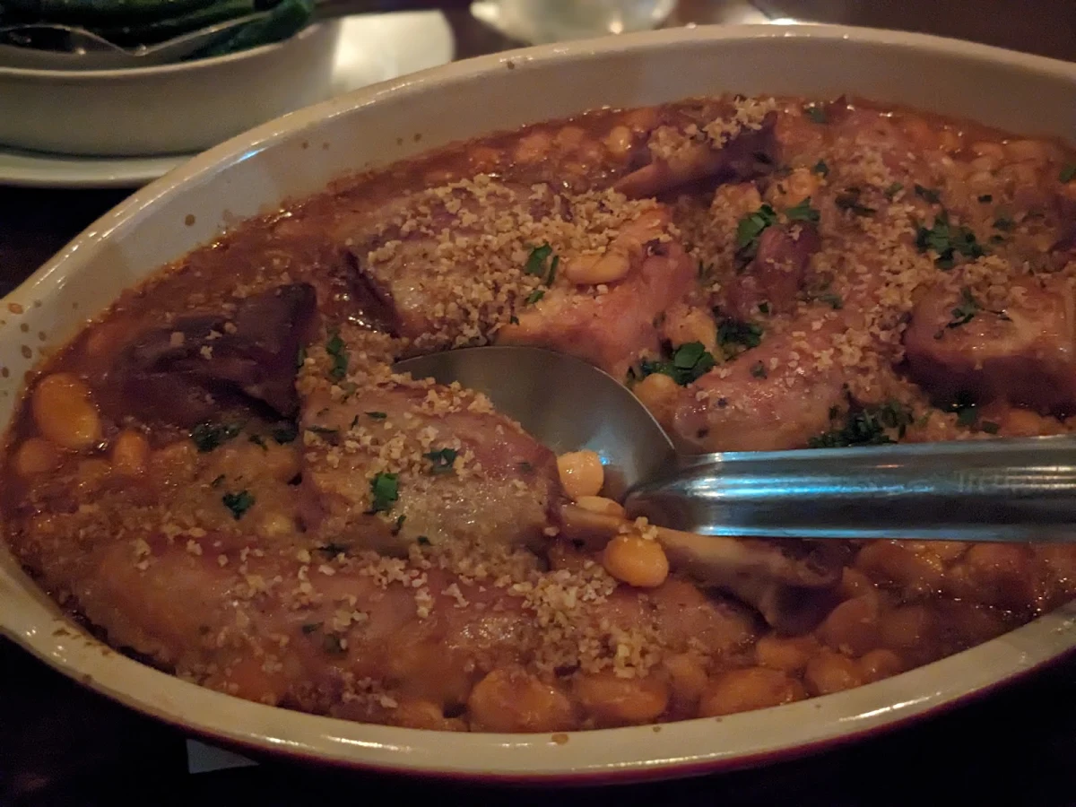 Cassoulet, Bistro Papillon