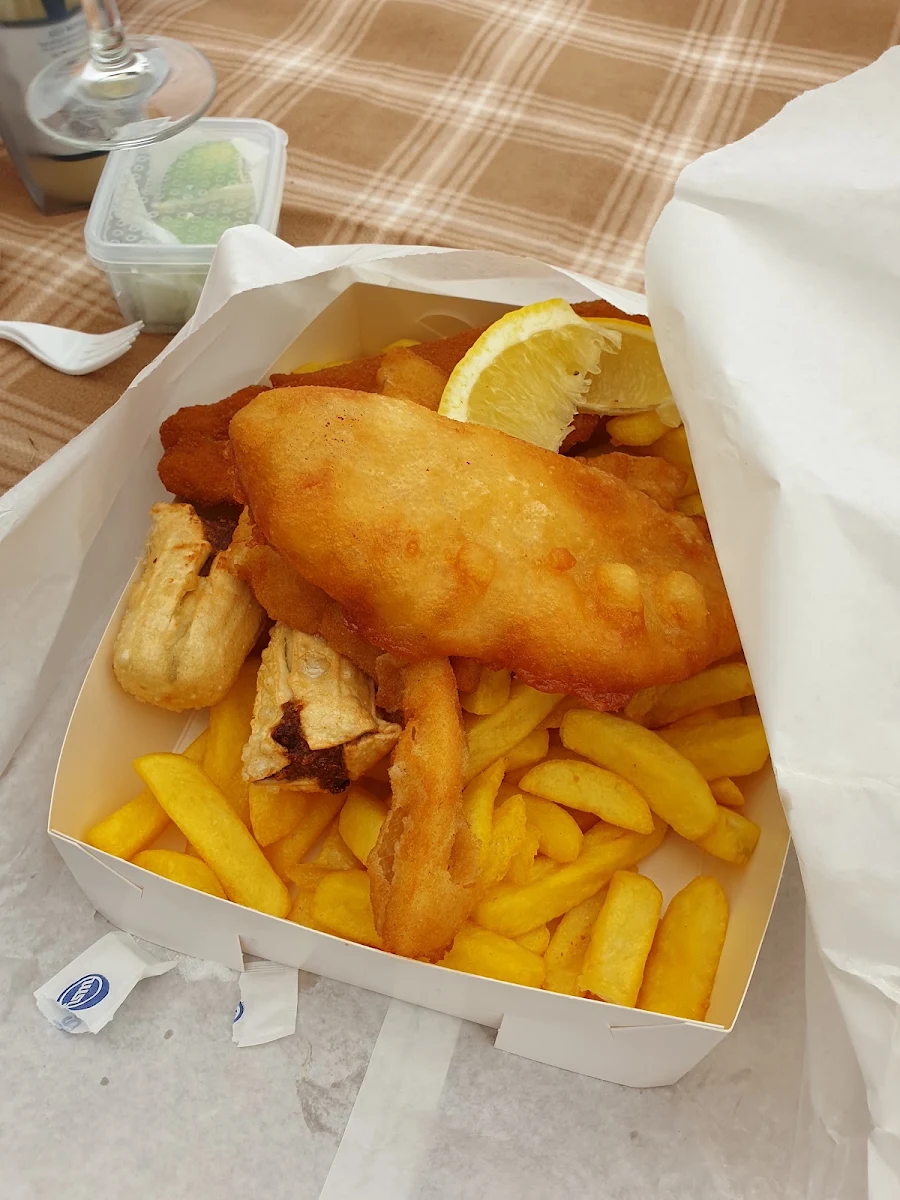 Battered Fish with Medium Chips & Small Dim Sims