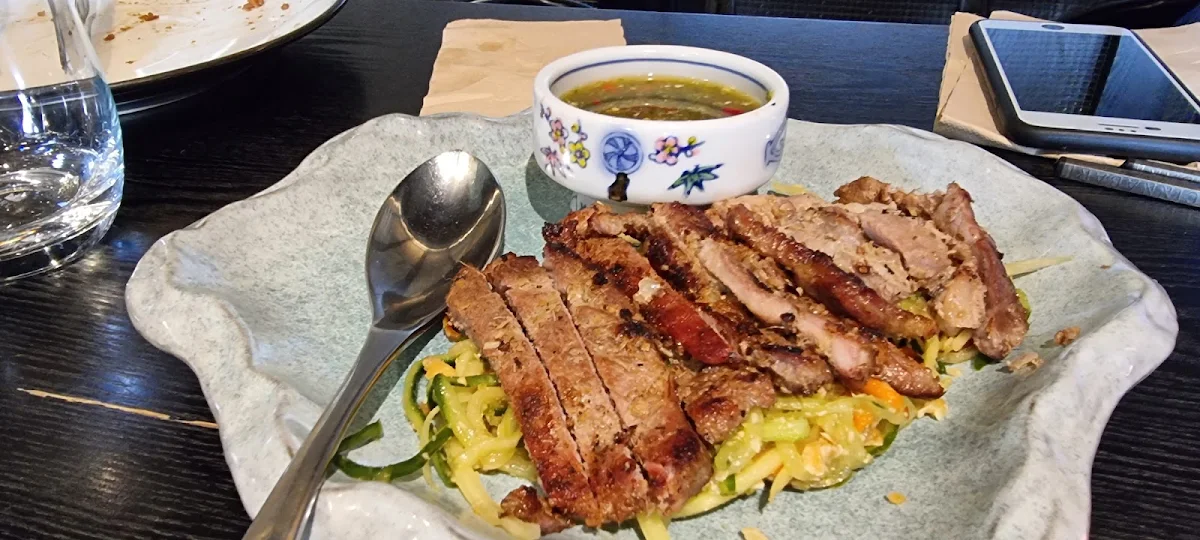 Thai Grilled Pork Neck Papaya Salad Nam Jom Jeaw
