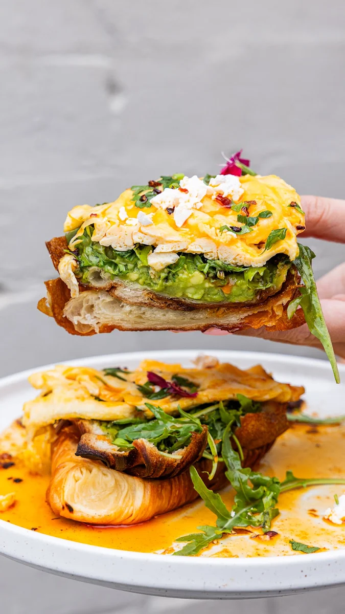 Chilli Smashed Avo, Evolve Wahroonga