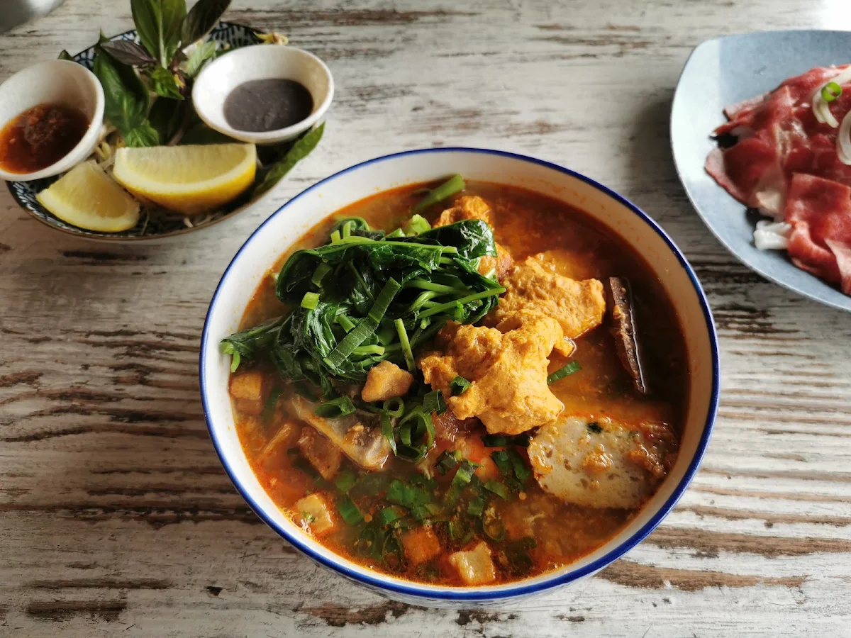 Canh Bún, 3Q QUAY QUAN QUAN