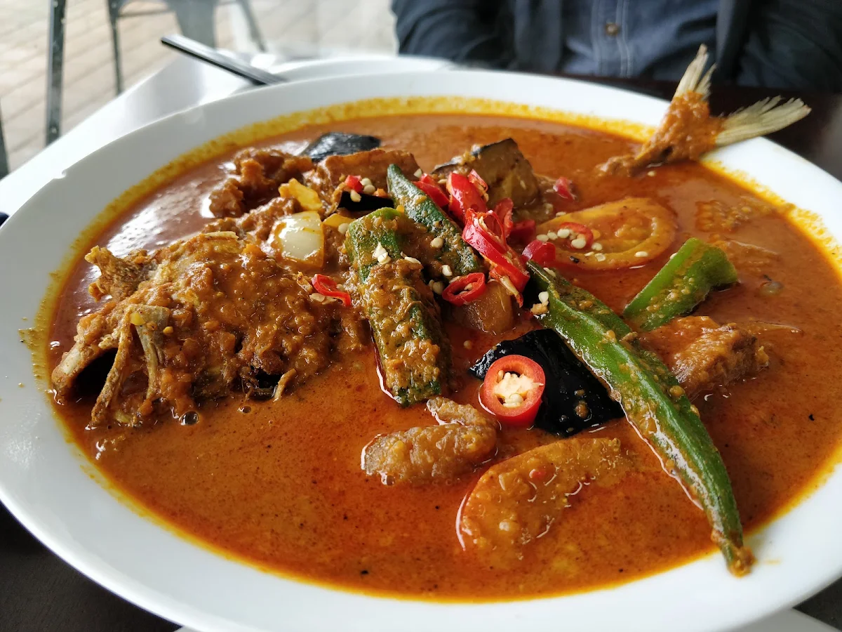 Curry Fish, ACituation
