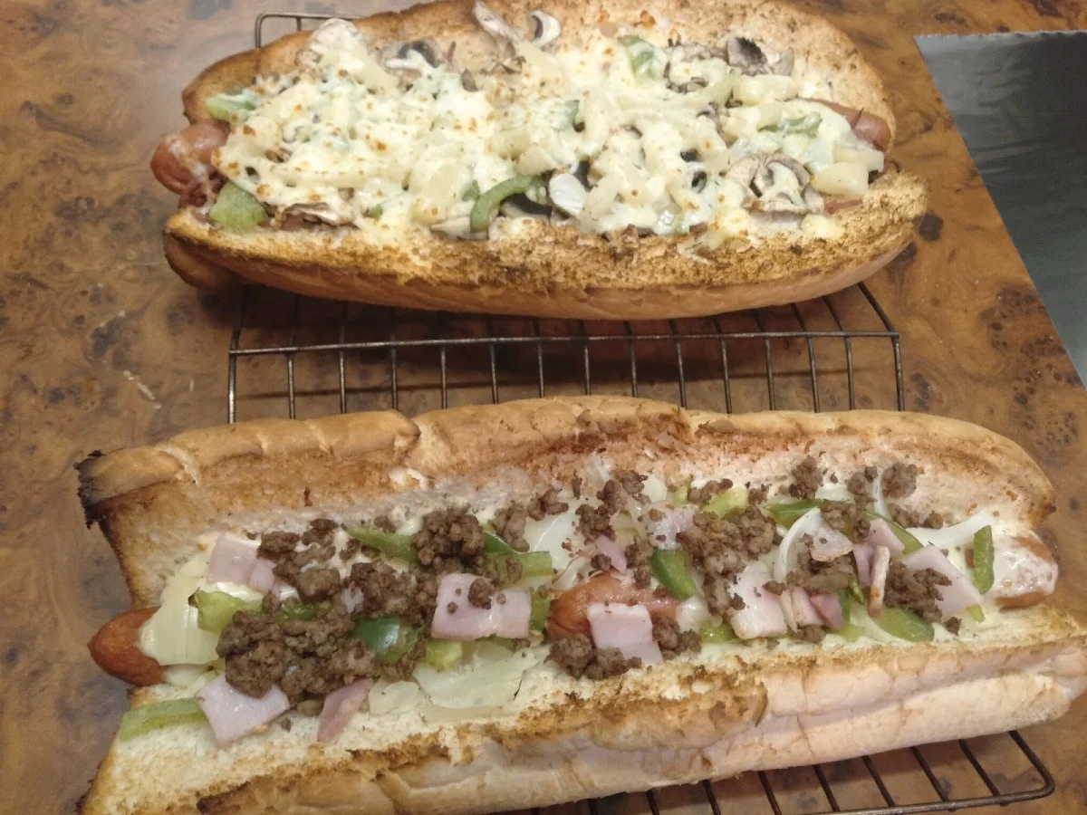 Highlights, Kokoz Pizza & Double Dogs