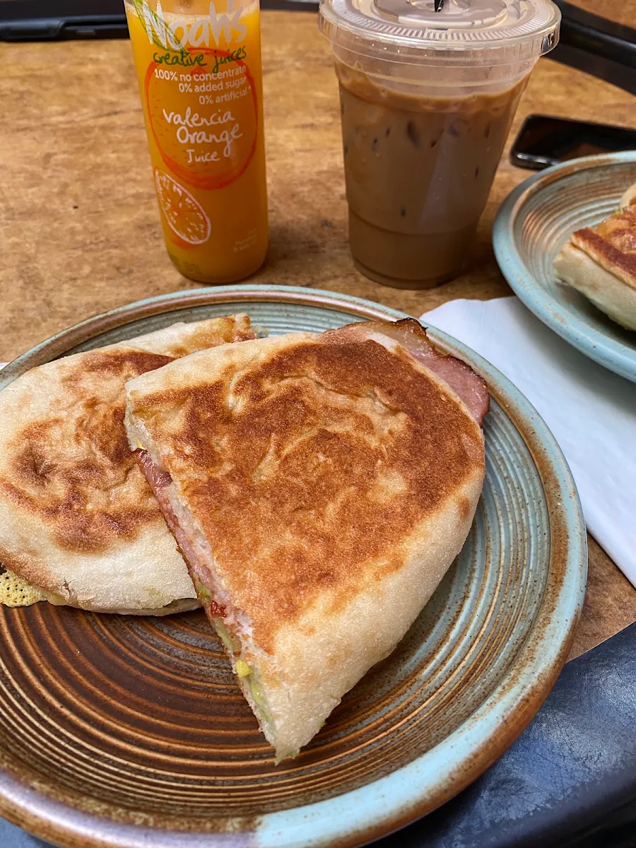Highlights, Palacinki cafe