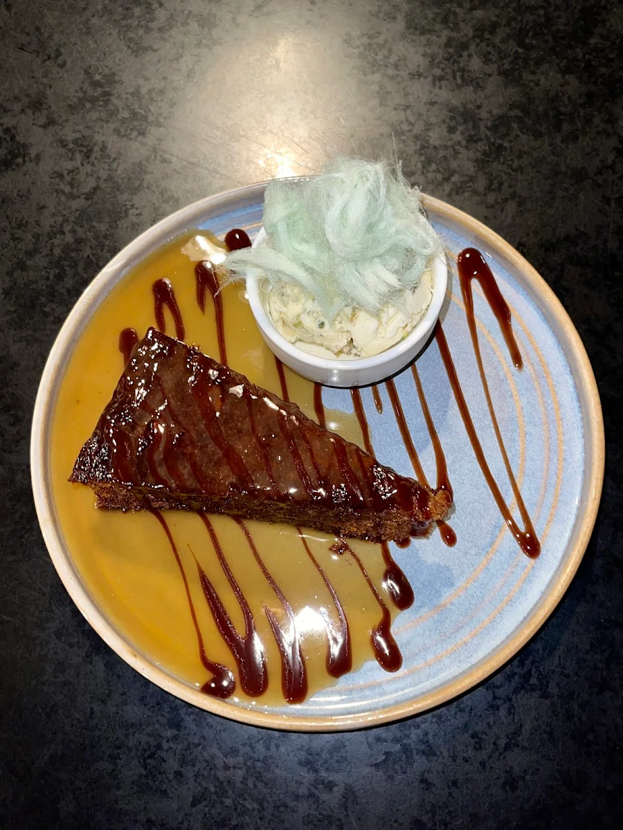 Najia's Sticky Date Pudding