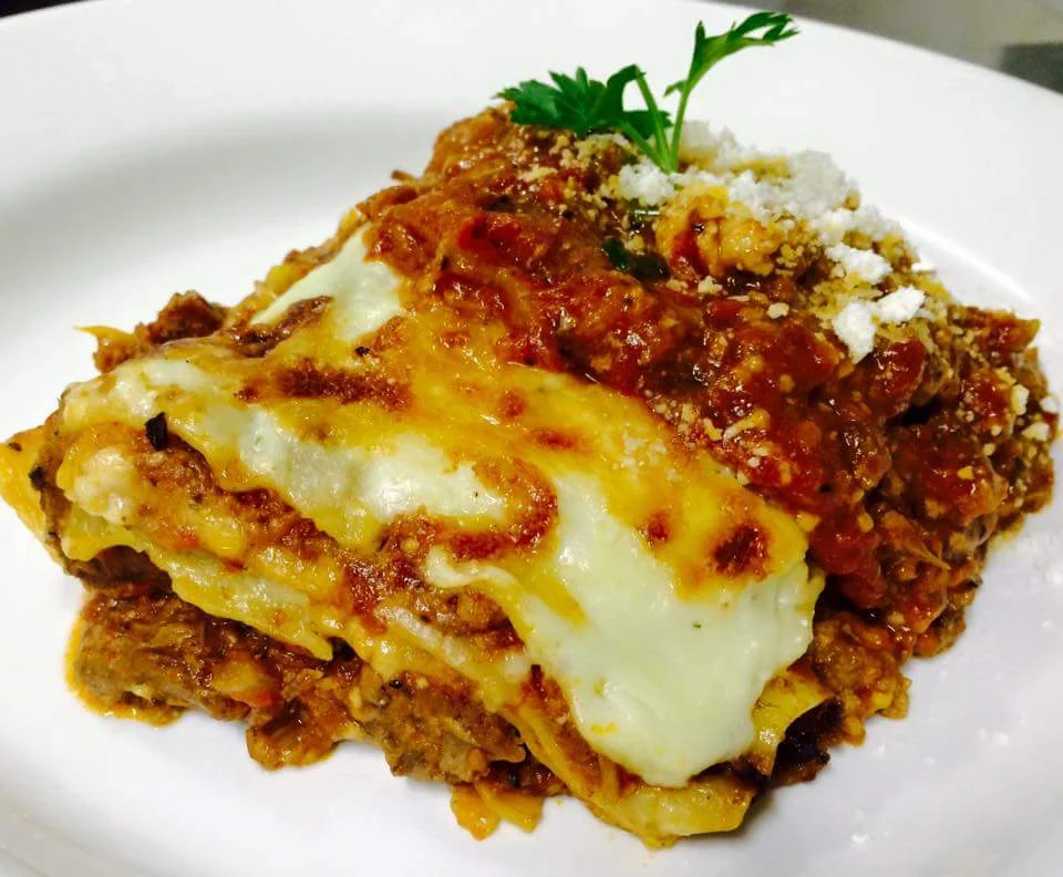 Lasagne, Pappar Delles Restaurant
