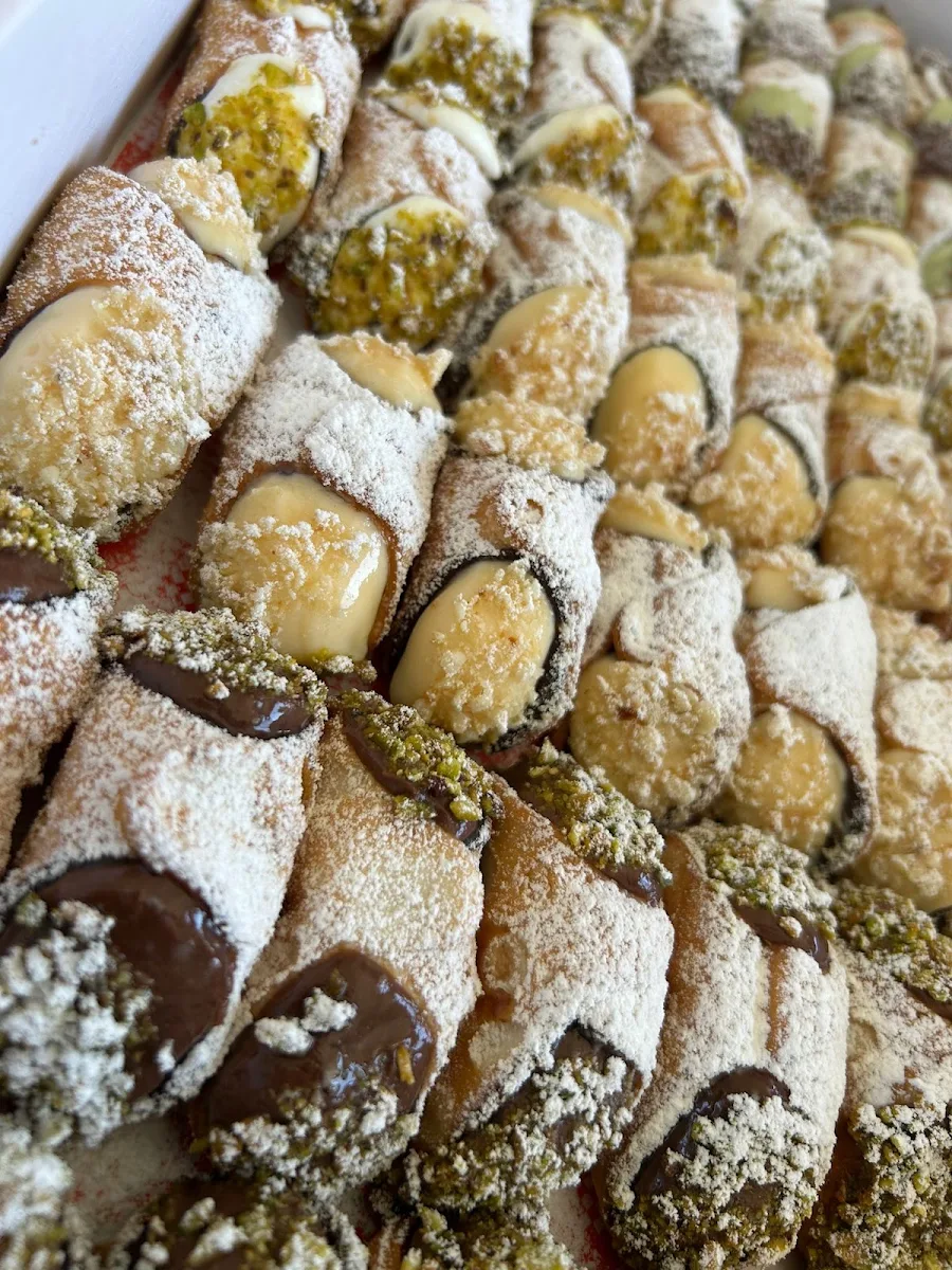 Cannoli