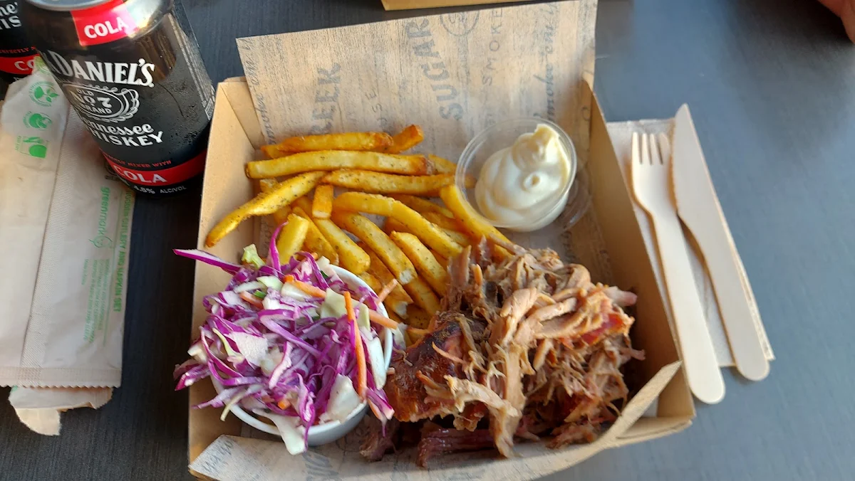 Pulled Pirk, Sugar Creek Smokehouse