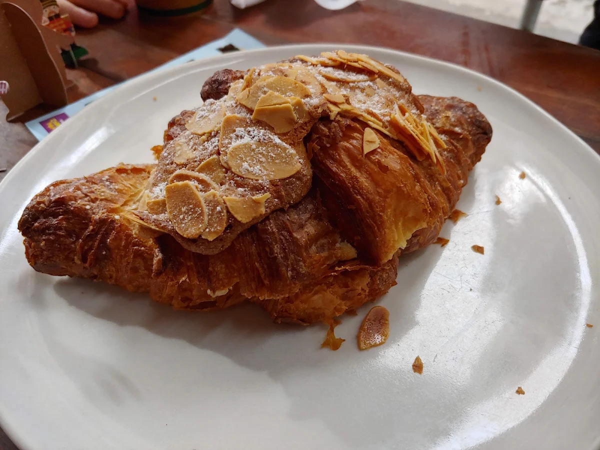 Almond Croissant, Single O Surry Hills