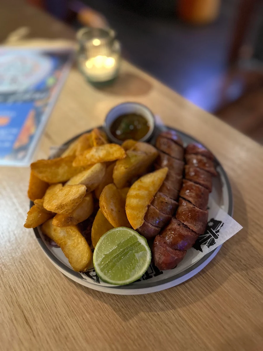 Highlights, The hot dogs bar