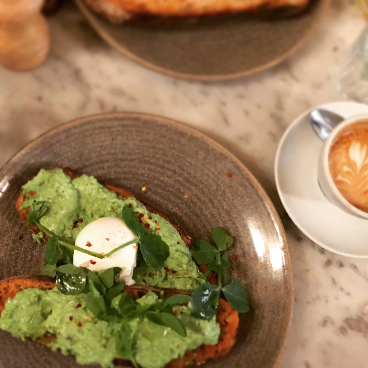 Smashed Avocado, Three Blue Ducks, Rosebery