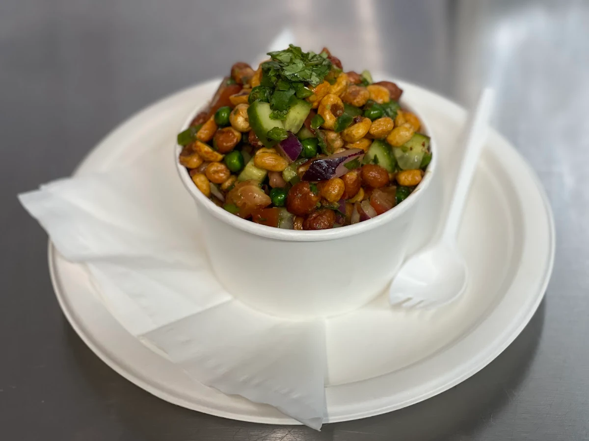 Peanut Masala, Prantha Hut