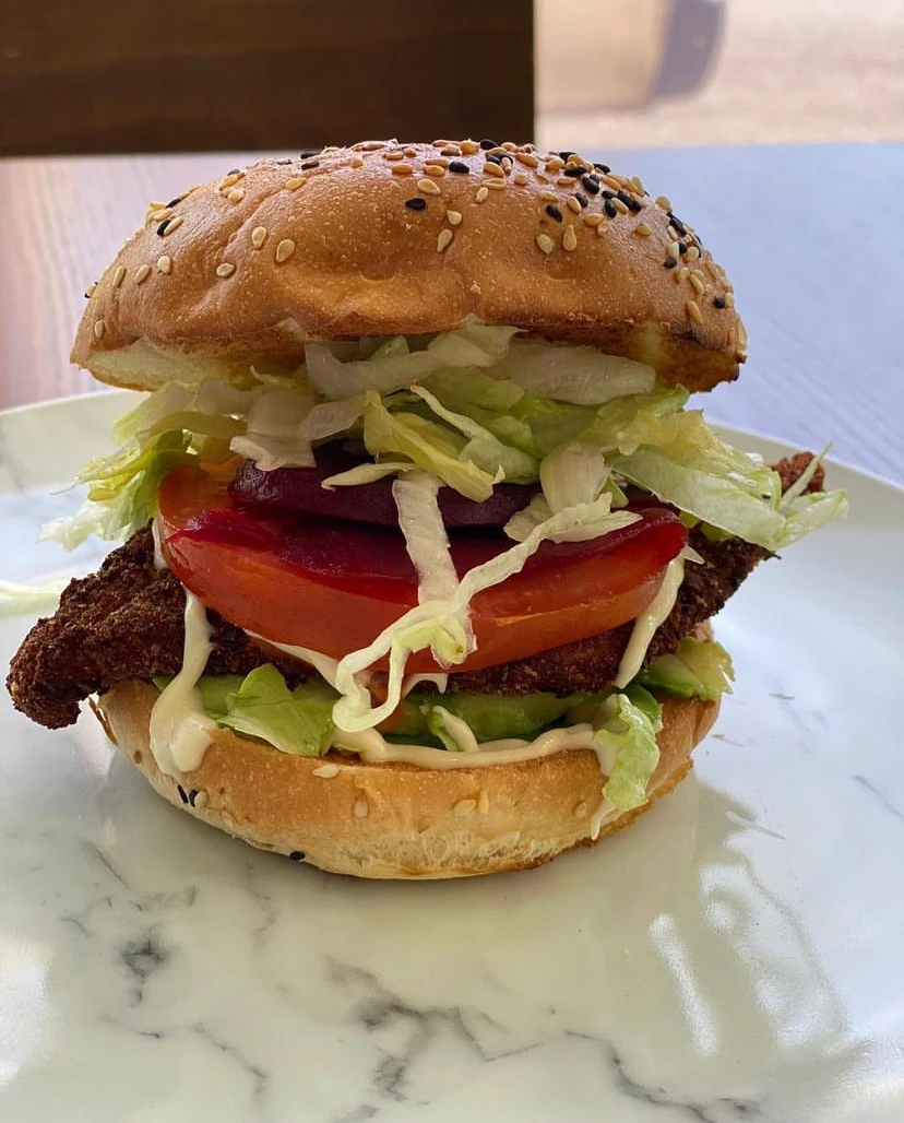 Highlights, Peanut Café