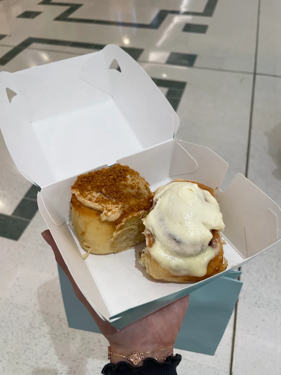 Highlights, Cinnabon Pacific Fair