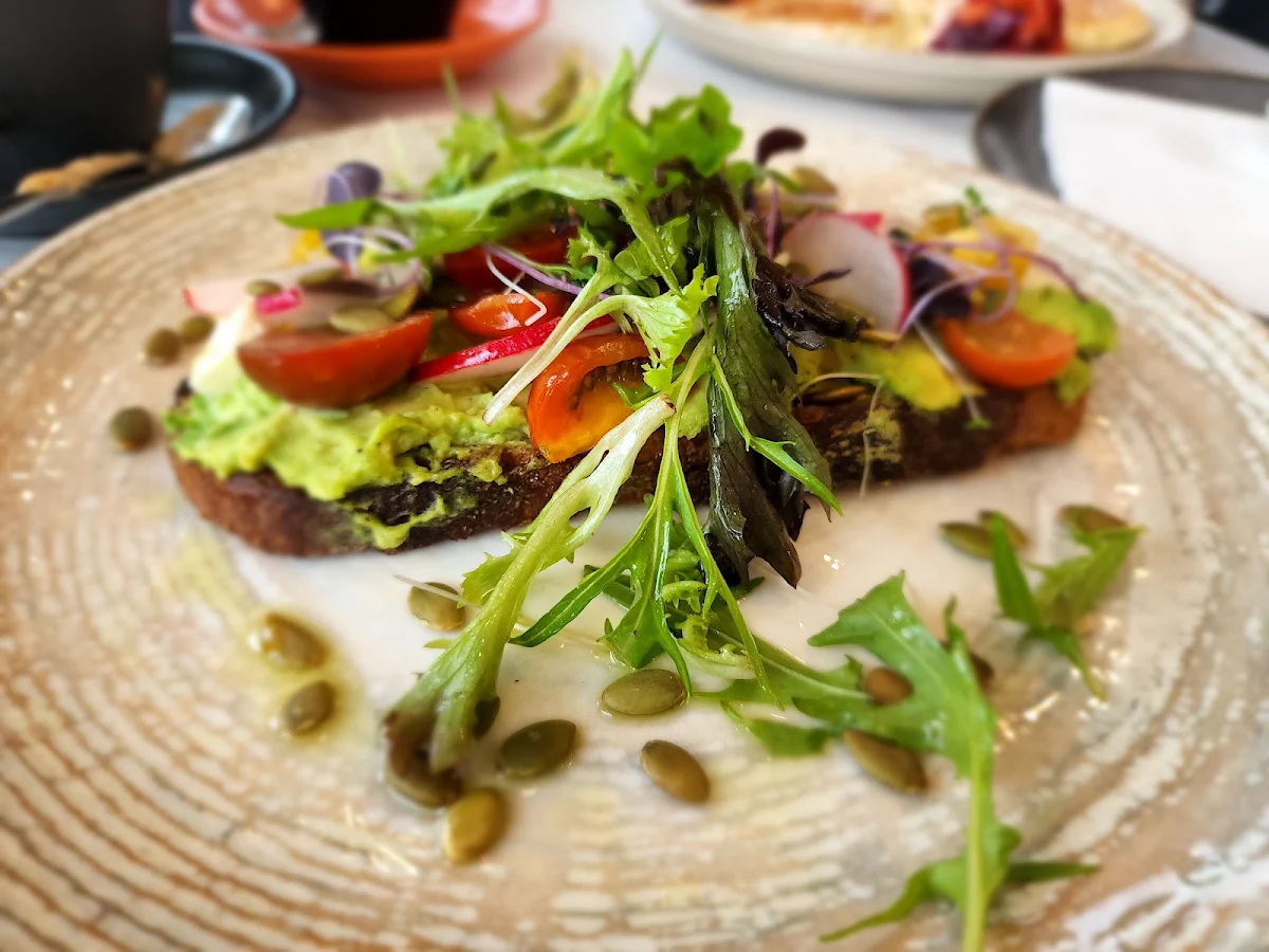 Highlights, Ridge Cafe
