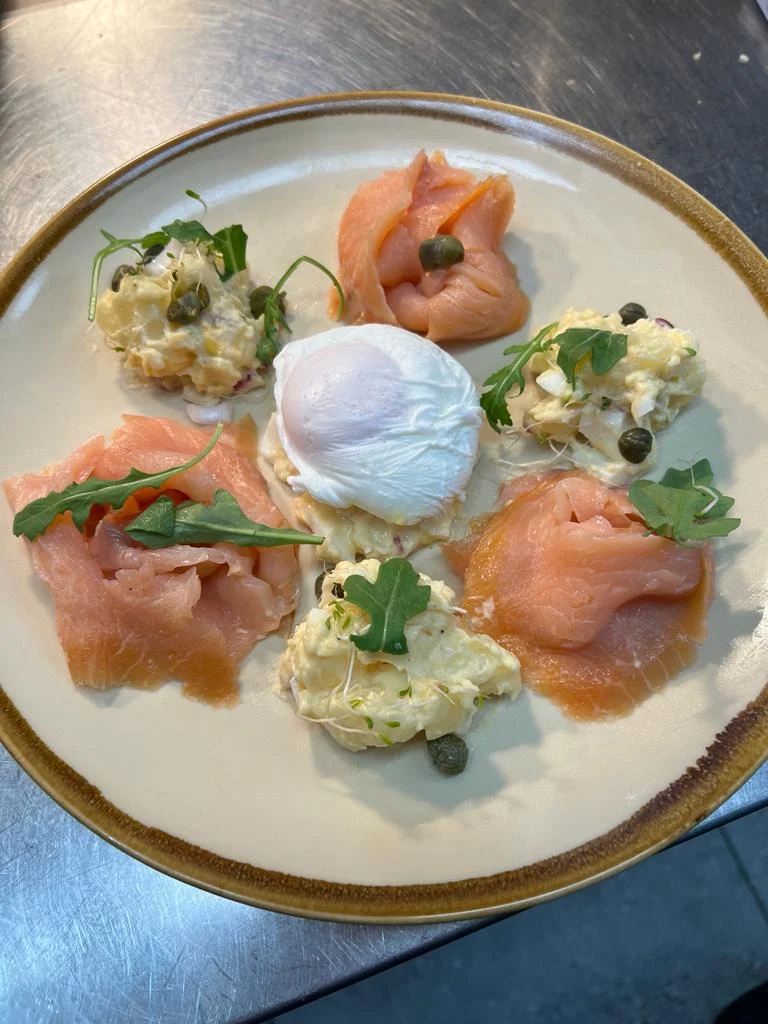 Highlights, Ridge Cafe